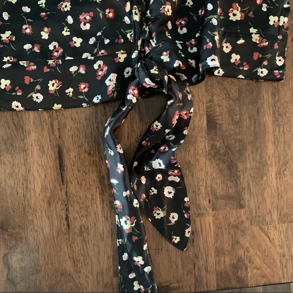 Long Sleeve Abercrombie Top - Picture 4 of 6